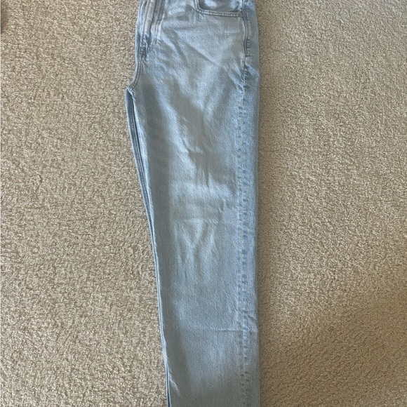 AE Rigid Mom Jean - Picture 3 of 4